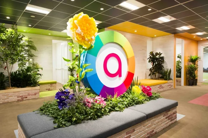 Flowers around the logo