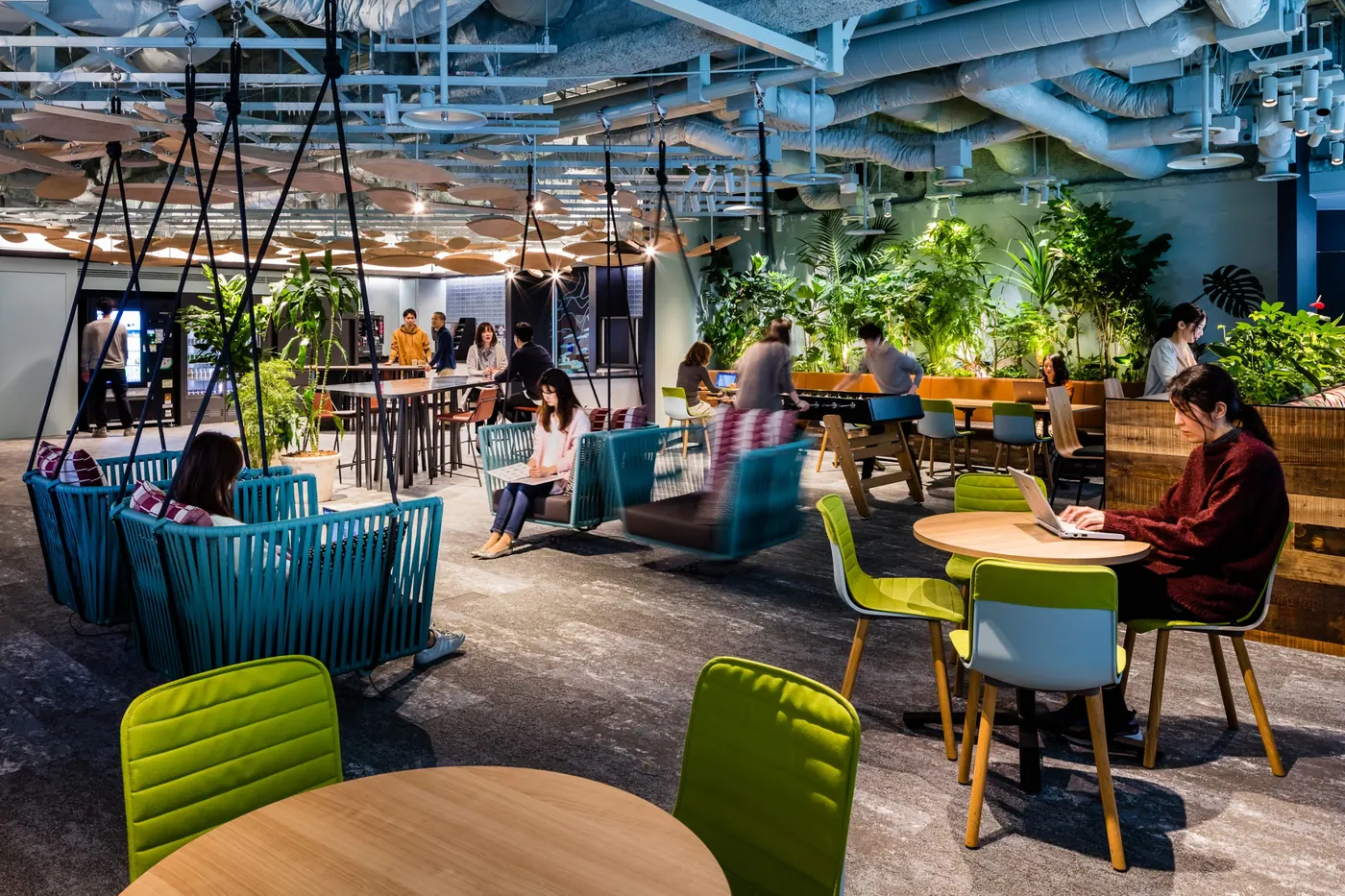 Lounge and café seating