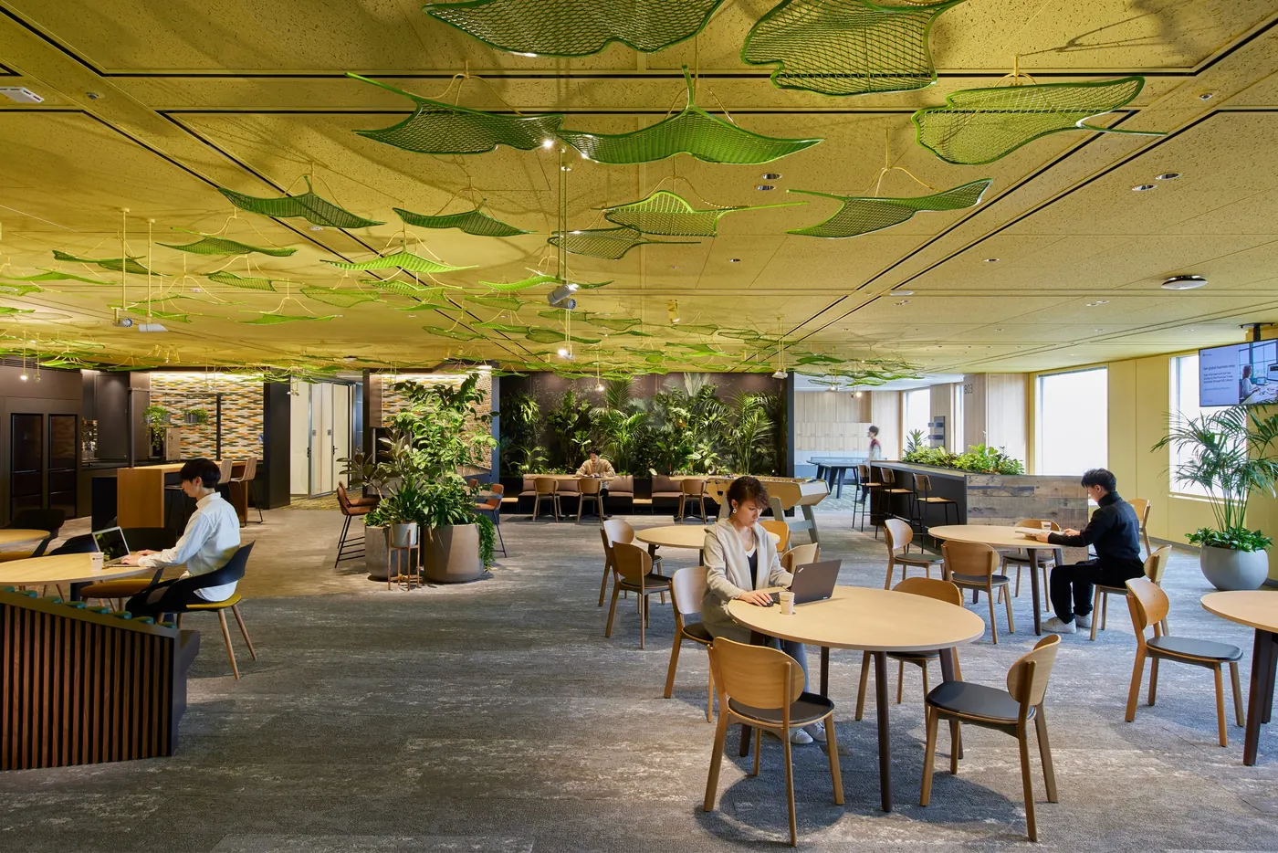 The 28th-floor Hub Area